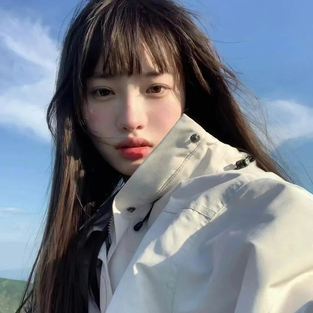 明洞春晓 海报